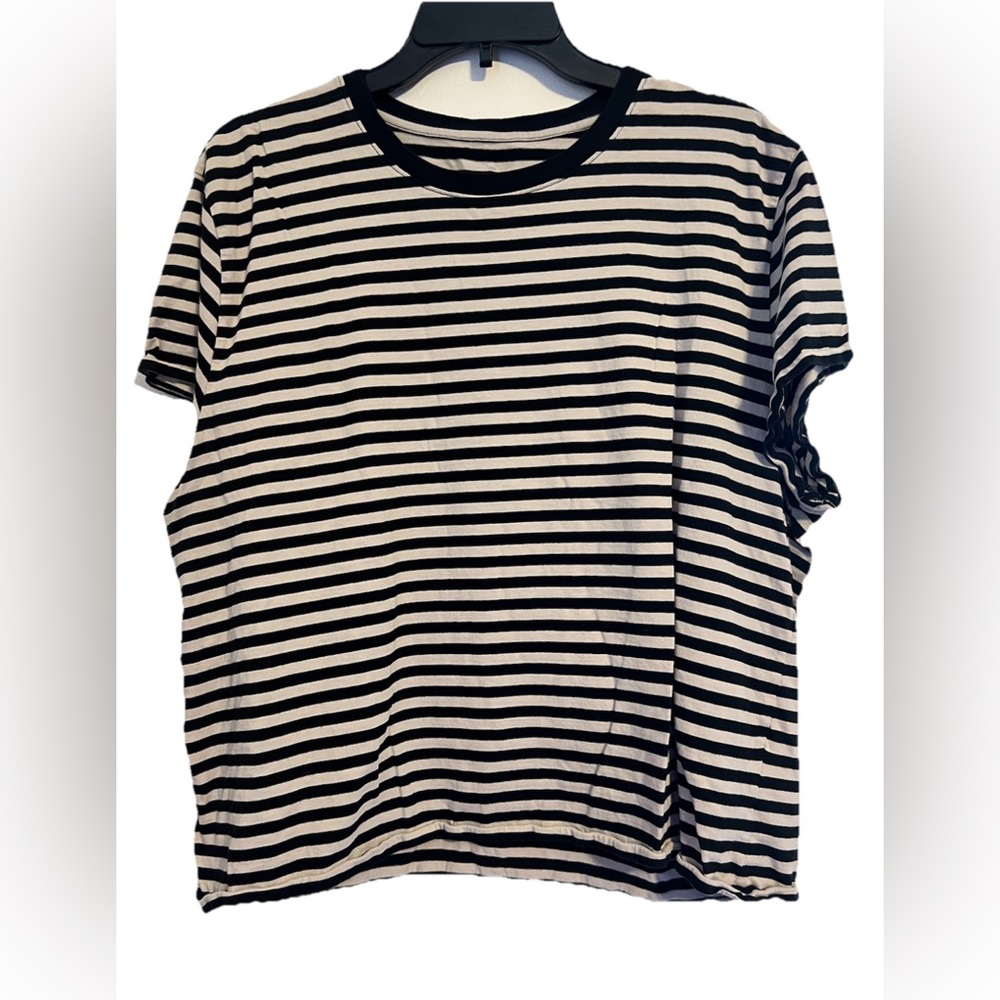 Everlane Black and White Striped Short Sleeve Tee